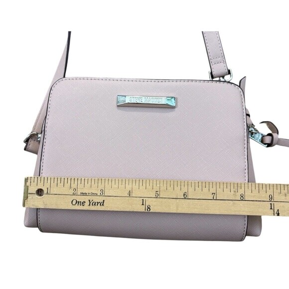 STEVE MADDEN Blannis Crossbody Purse Blush Pink Silver Logo Hardware Pockets - Picture 10 of 13